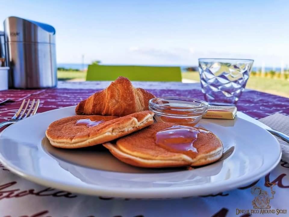 B&B L'Eden Di Capo Bianco มอนตาลเลโกร ภายนอก รูปภาพ