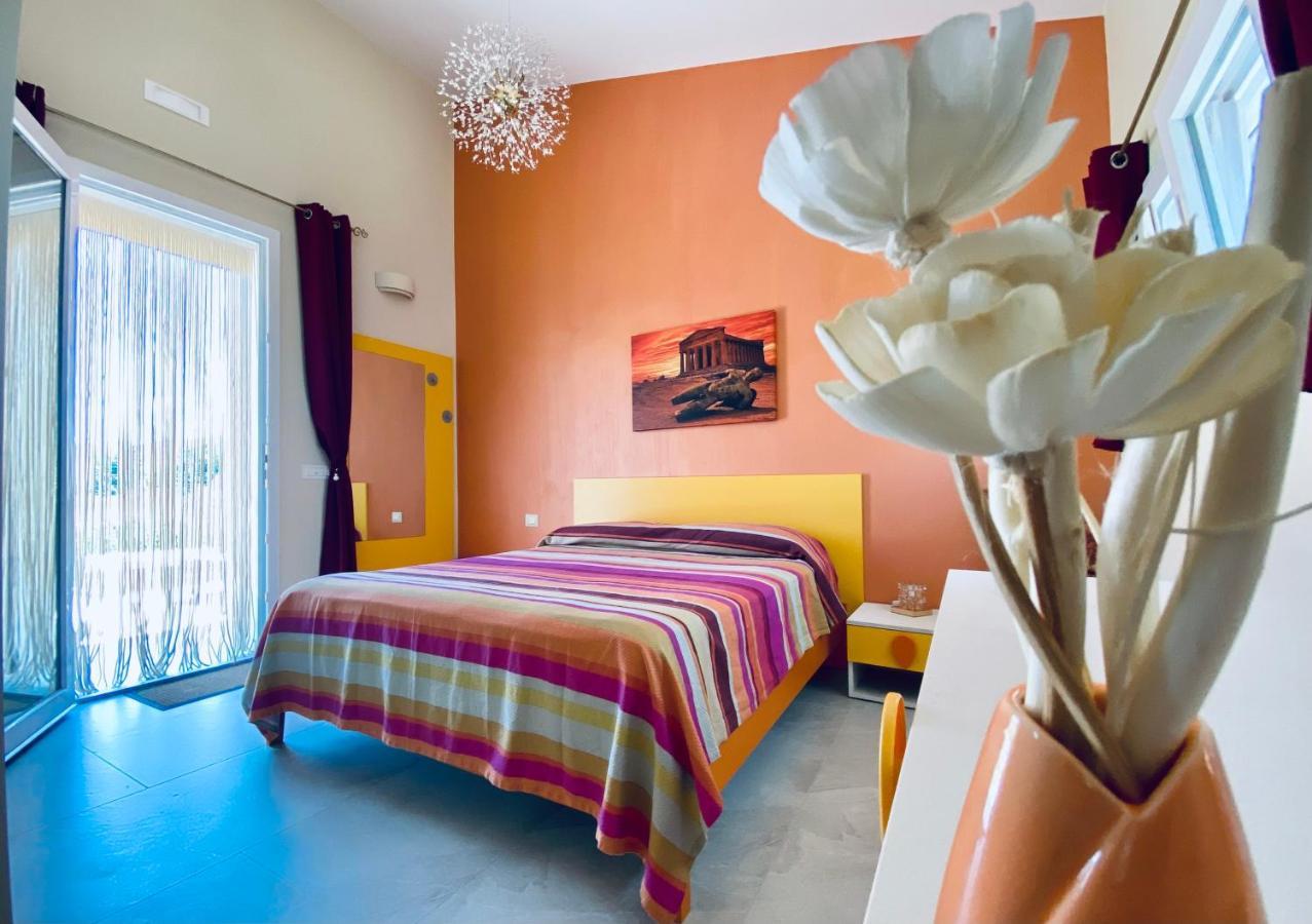 B&B L'Eden Di Capo Bianco มอนตาลเลโกร ภายนอก รูปภาพ