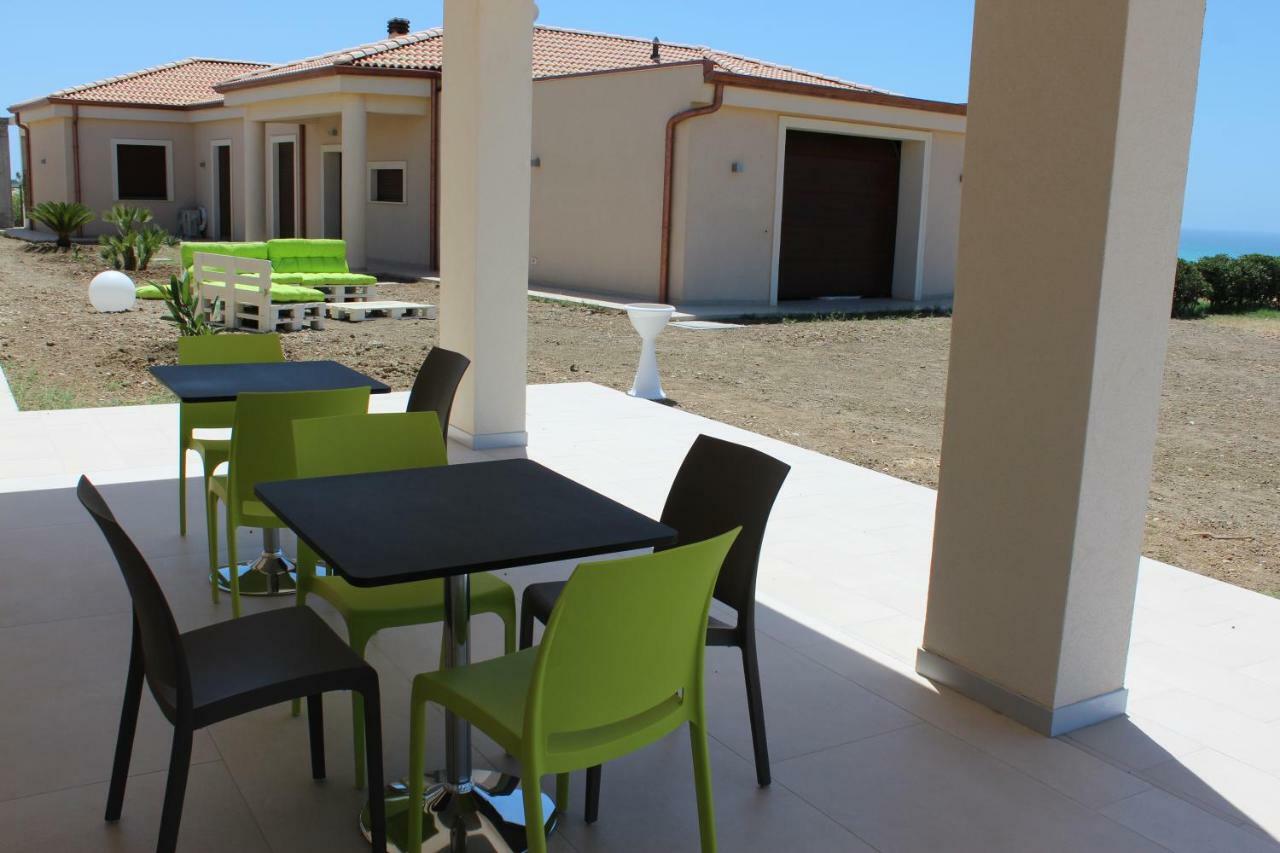 B&B L'Eden Di Capo Bianco มอนตาลเลโกร ภายนอก รูปภาพ