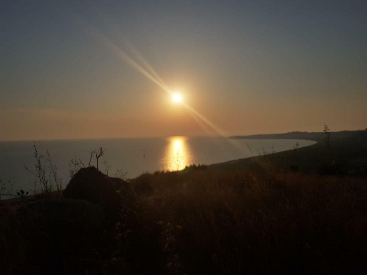 B&B L'Eden Di Capo Bianco มอนตาลเลโกร ภายนอก รูปภาพ